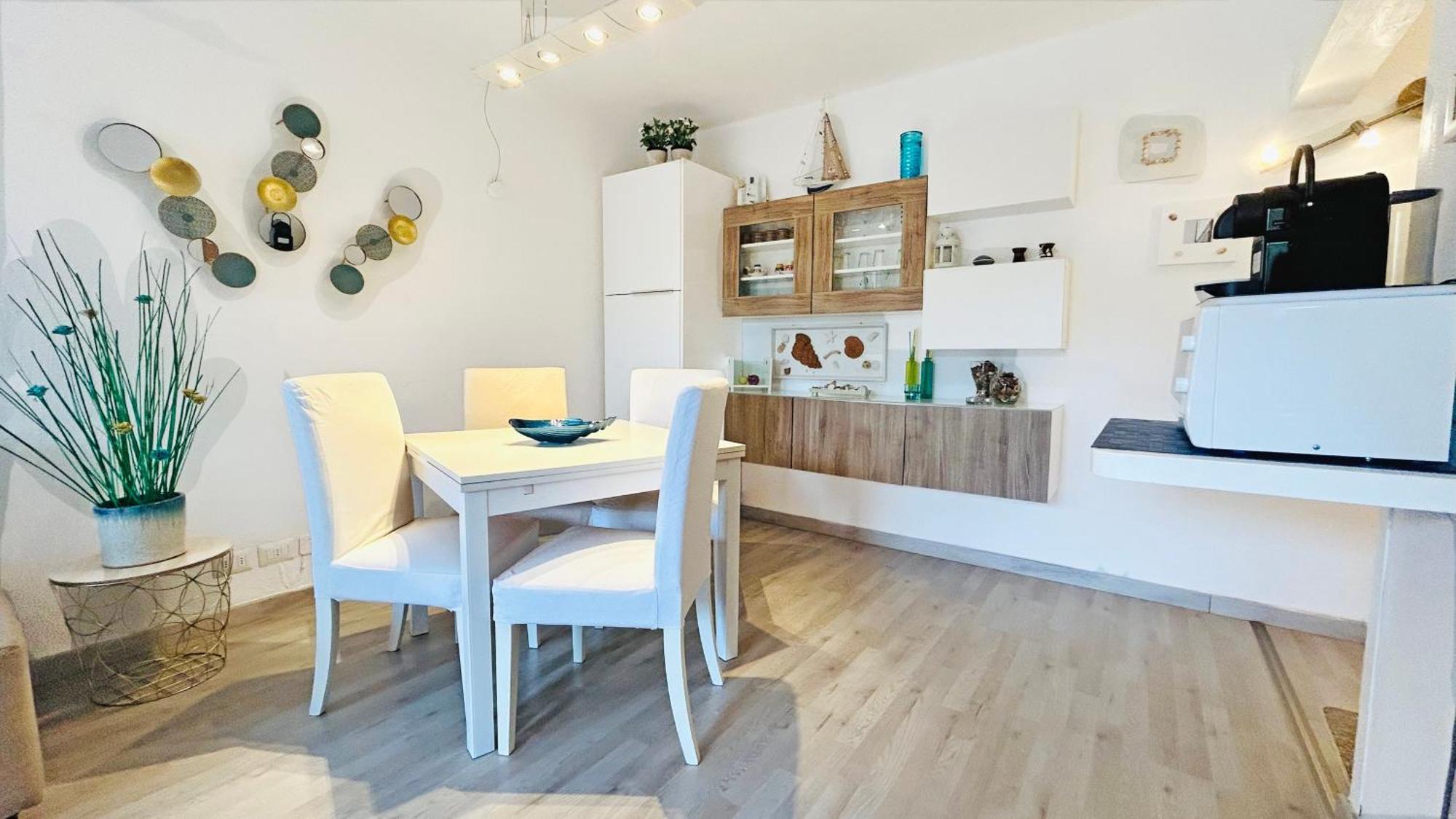 Deluxe Apartments In Порто-Ротондо Экстерьер фото