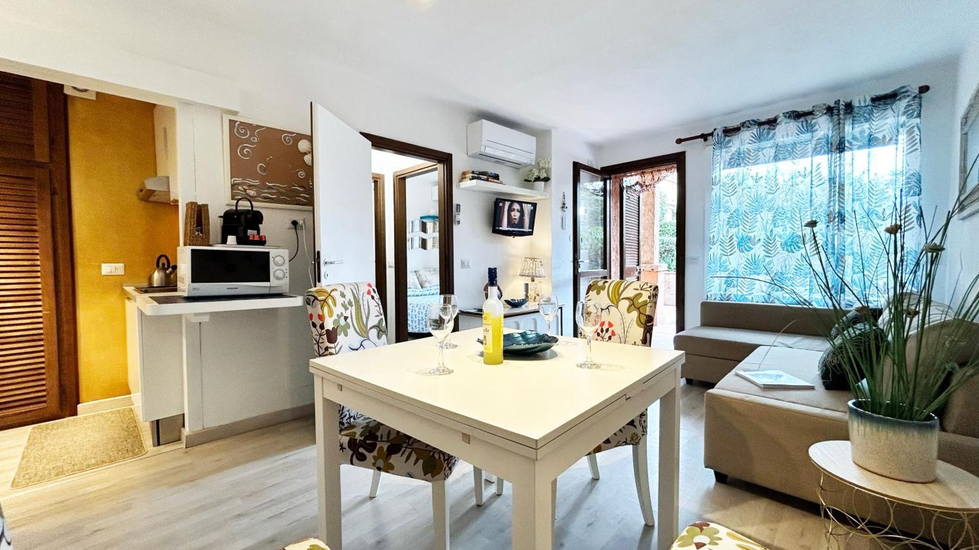 Deluxe Apartments In Порто-Ротондо Экстерьер фото