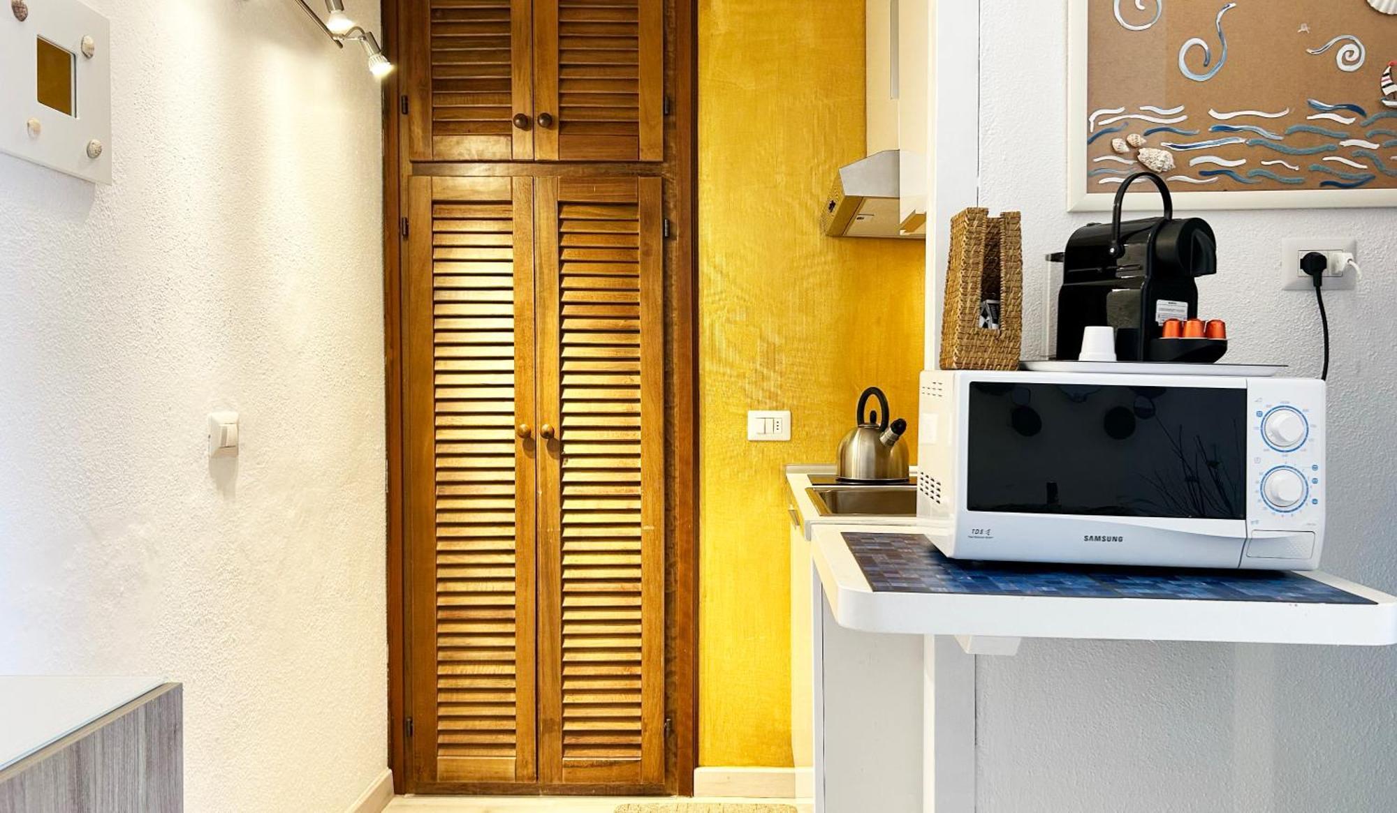 Deluxe Apartments In Порто-Ротондо Экстерьер фото