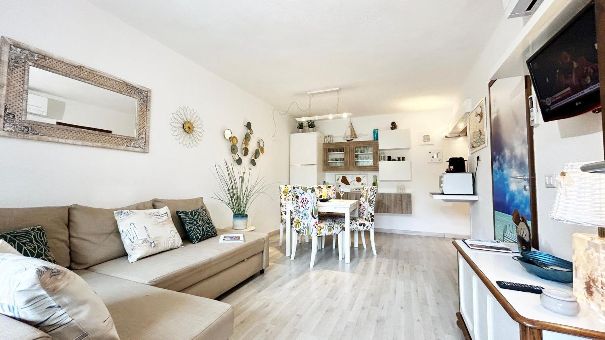 Deluxe Apartments In Порто-Ротондо Экстерьер фото